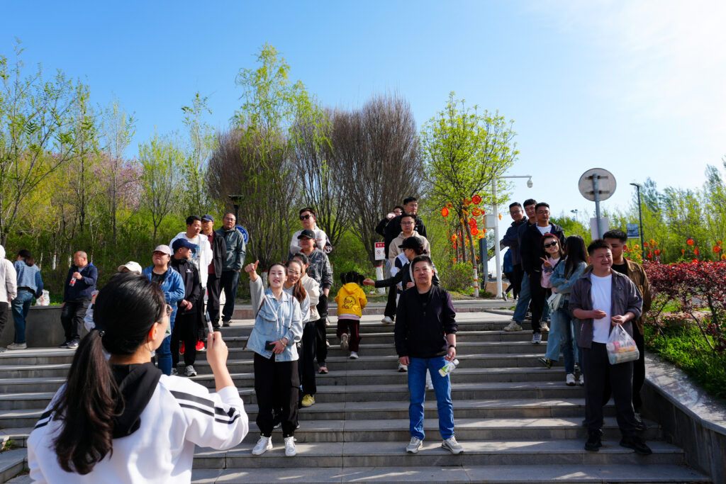 绿径同行·步筑新途 | Z6尊龙凯时物流团队徒步团建之旅
