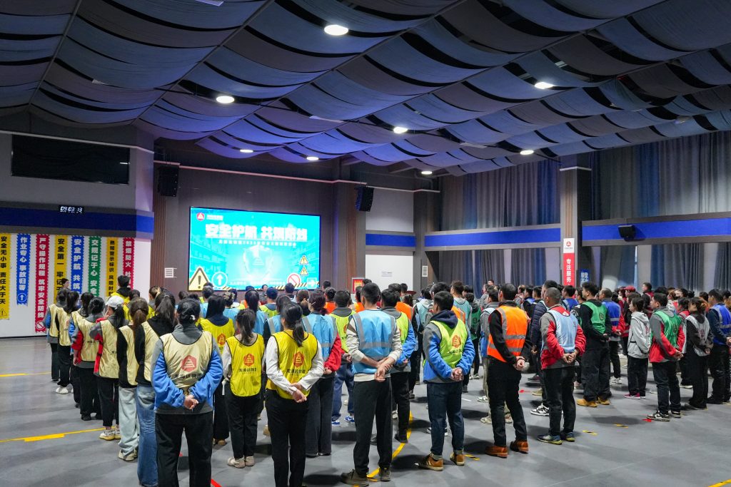 安全护航 共筑防线 | Z6尊龙凯时物流2025年安全主题活动